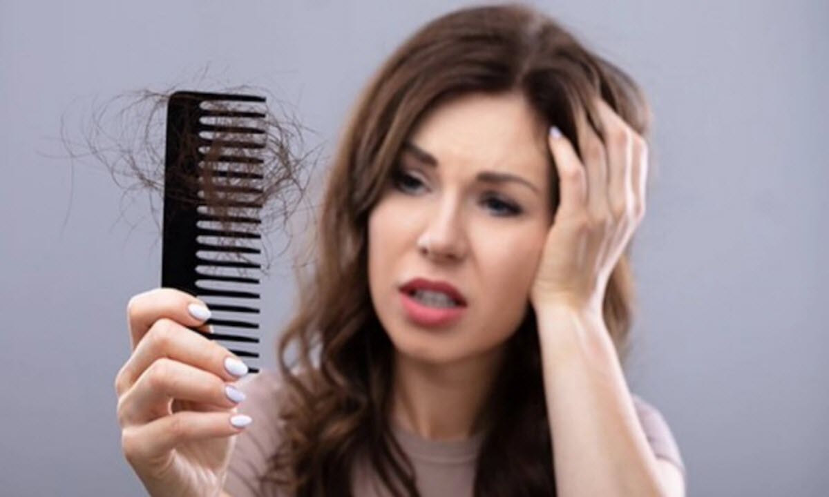 تساقط الشعر مؤشر على بعض الأمراض