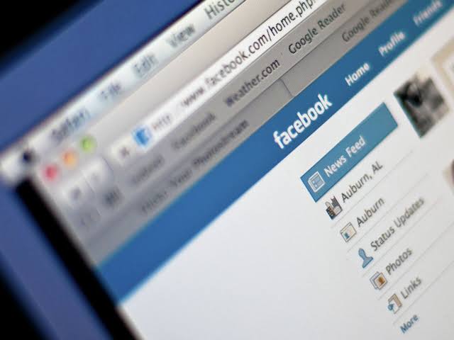 ميزة جديدة أم عطل؟.. فيسبوك يرد على أزمة طلبات الصداقة المثيرة للجدل 